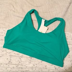 NWT Fabletics Kessler sports bra